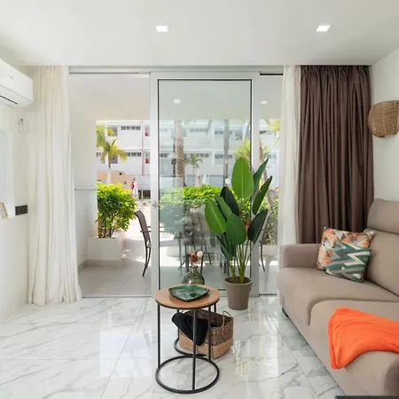 Beach Exclusive With Terrace - Pool View - Jacuzzi View