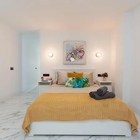 Apartment Beach Exclusive With Terrace - Pool View - Jacuzzi View